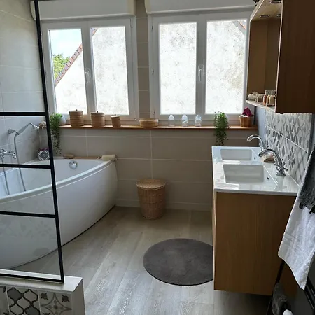 Nid Douillet A Holiday home *
